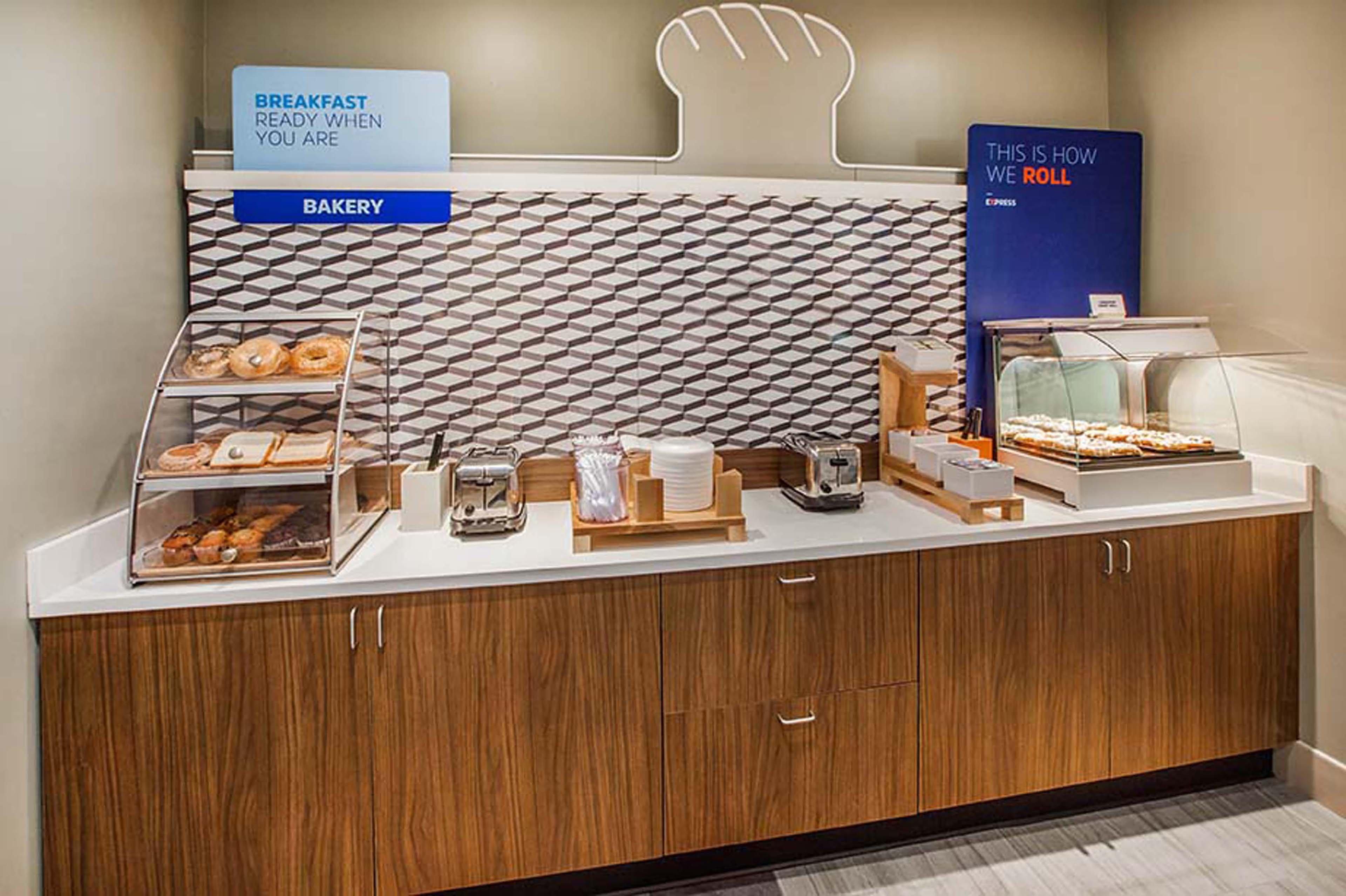 Holiday Inn Express Hotel & Suites Athens By Ihg Eksteriør bilde